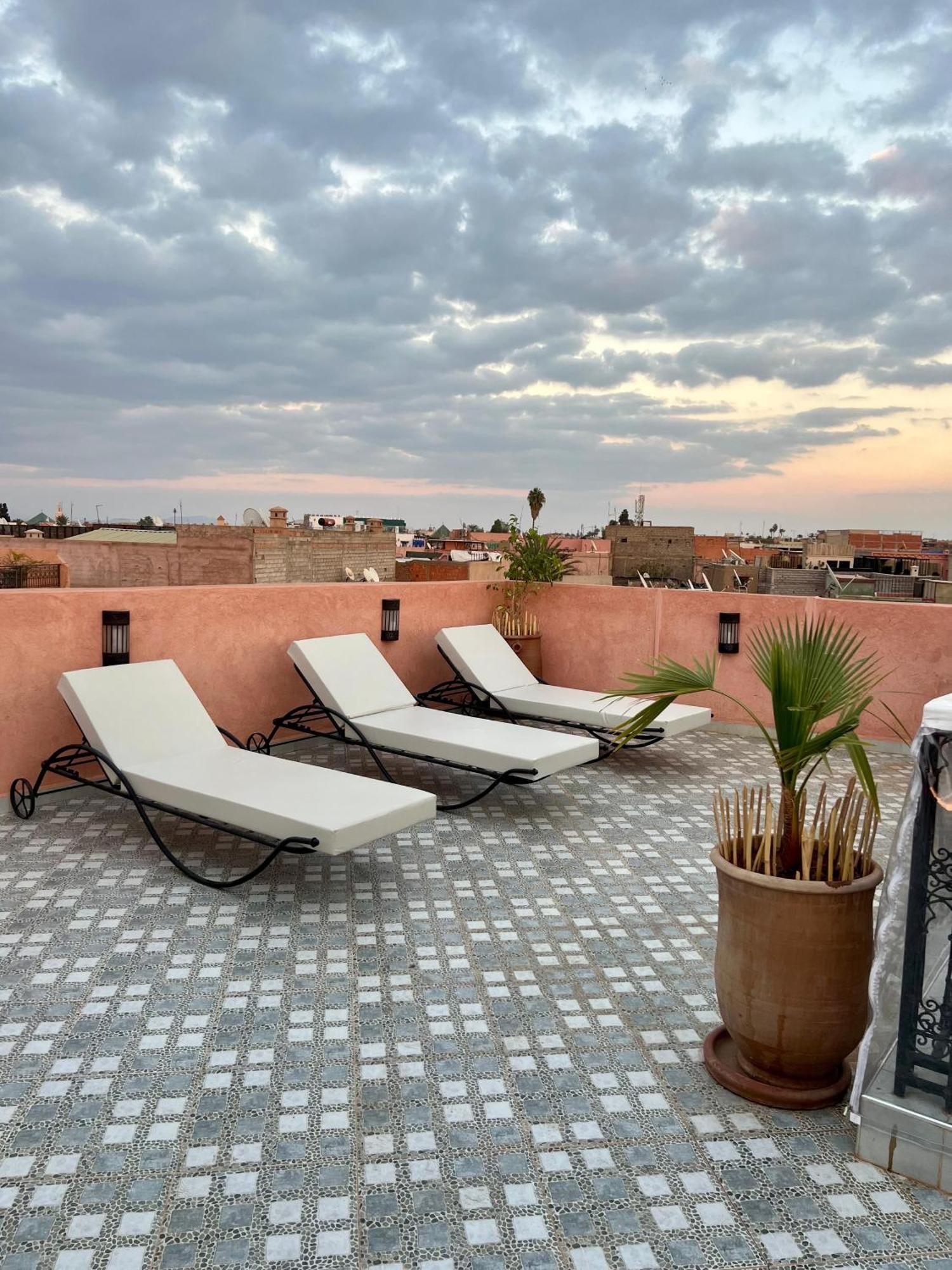 Riad Dar Lakbira Marrakesh Esterno foto